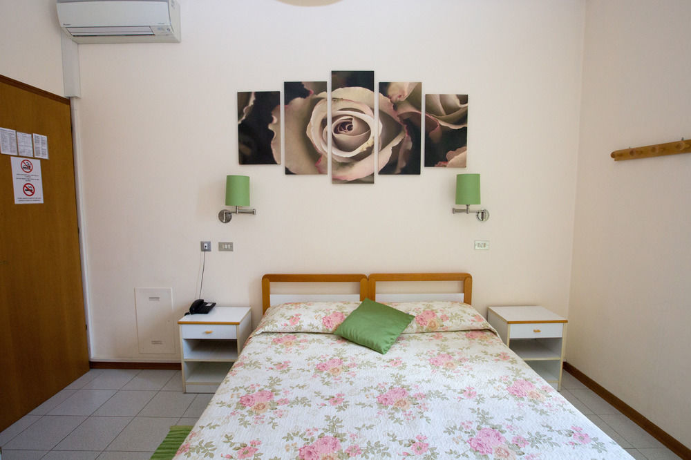 Hotel Arcoveggio 볼로냐 외부 사진