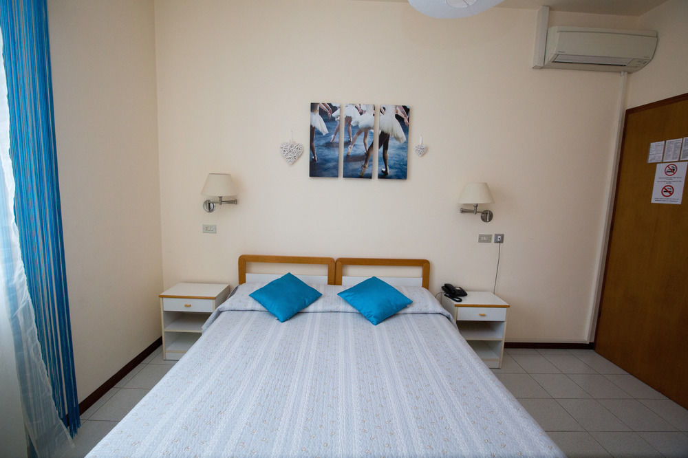 Hotel Arcoveggio 볼로냐 외부 사진